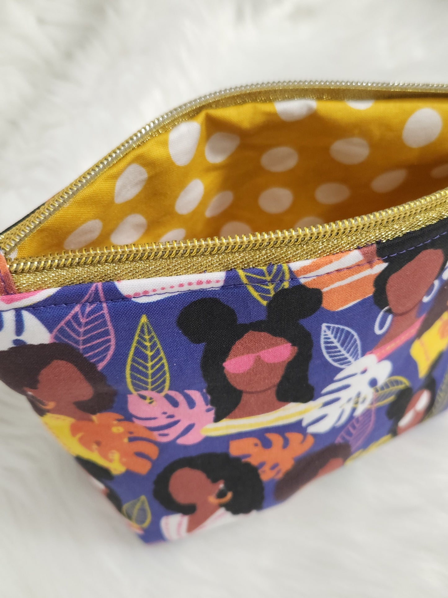 Medium Zipper Pouch - Tropical Melanin